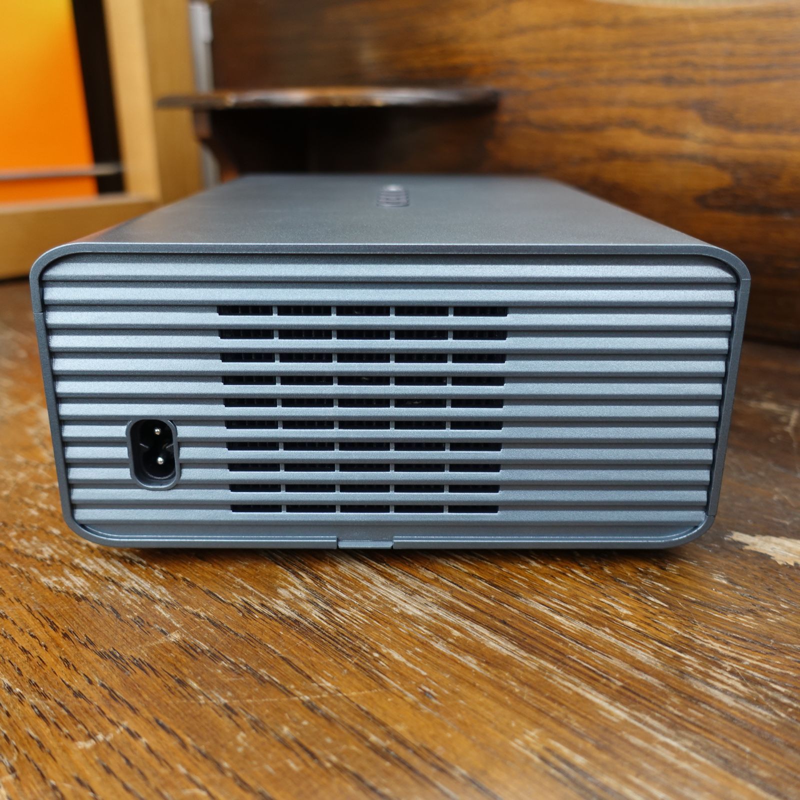 OWNKNEW プロジェクター 4k対応 小型 家庭用 ホームプロジェクター