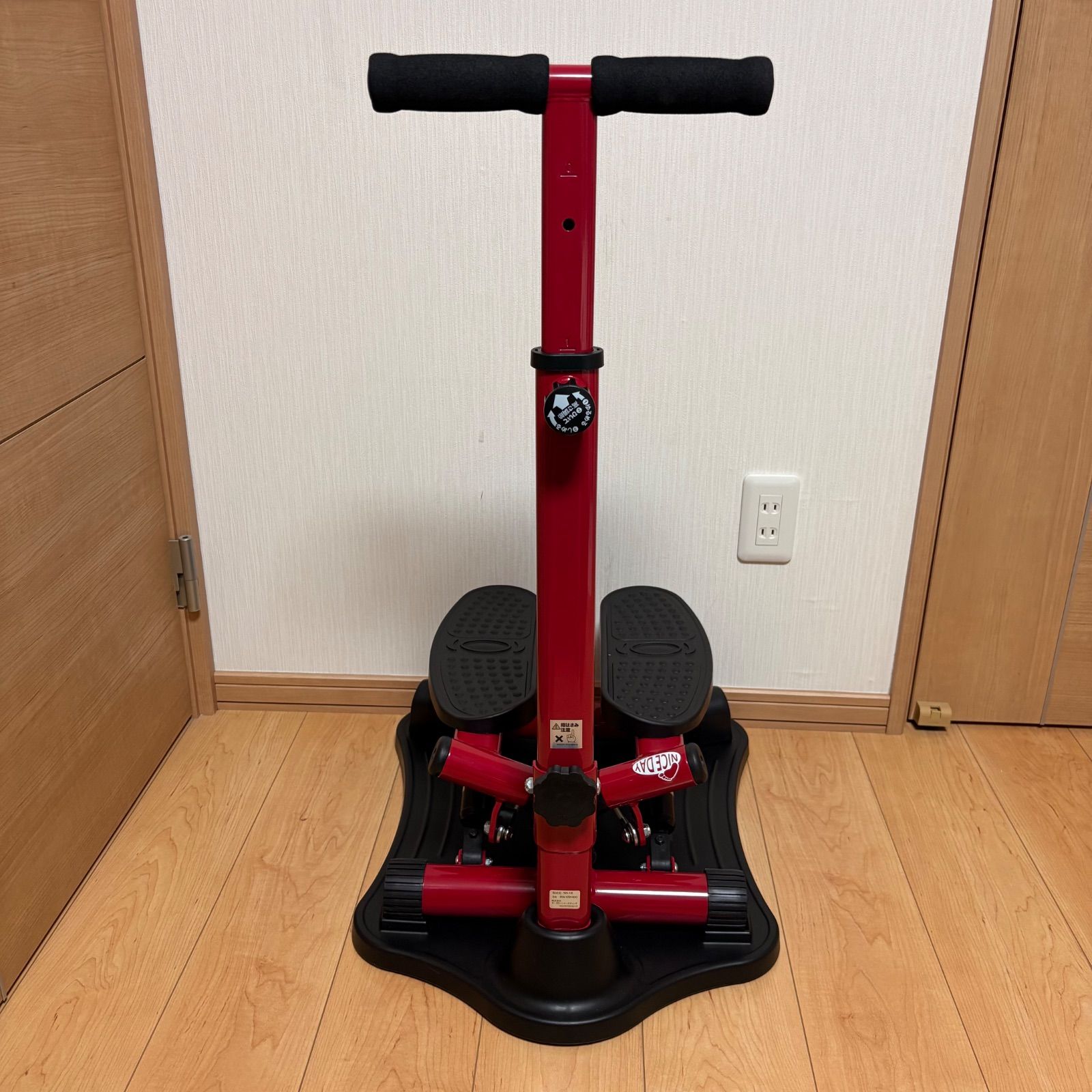 【未使用級】ナイスデイ NICEDAY 健康ステッパー 専用ハンドル付 レッド ナイスデイ NICE DAY 健康ステッパー 専用ハンドル付 - メルカリ