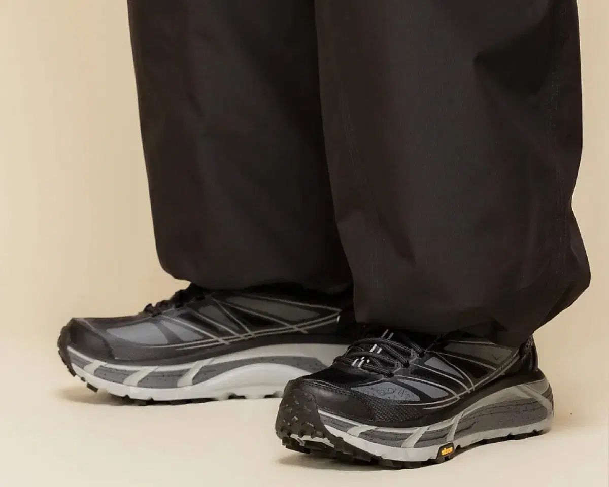  280 HOKA ONE ホカオネオネ マファテ スピード 2 ブラック キャッスルロック スニーカー 靴