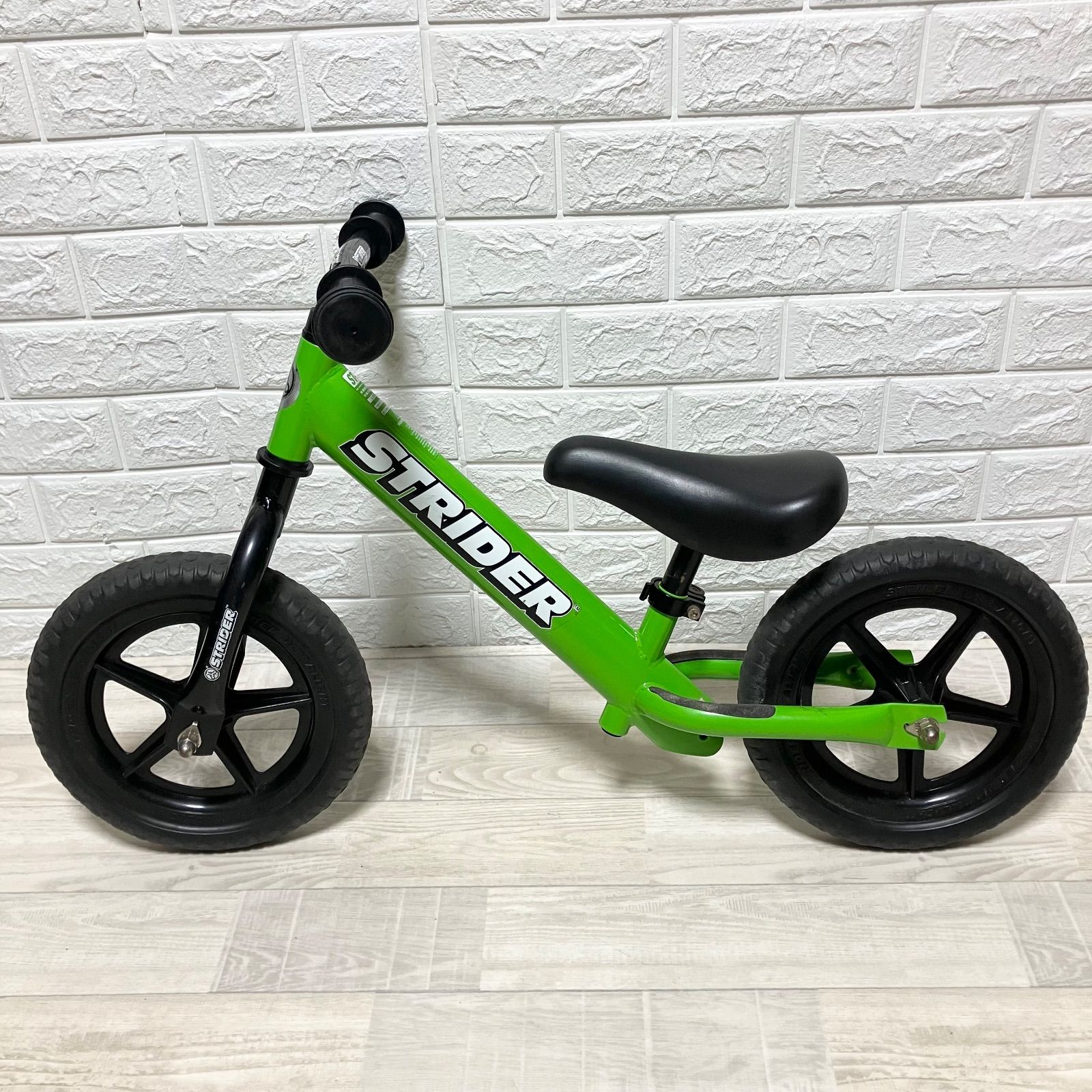 ストライダー 12インチ STRIDER グリーン 緑 12inch キッズバイク