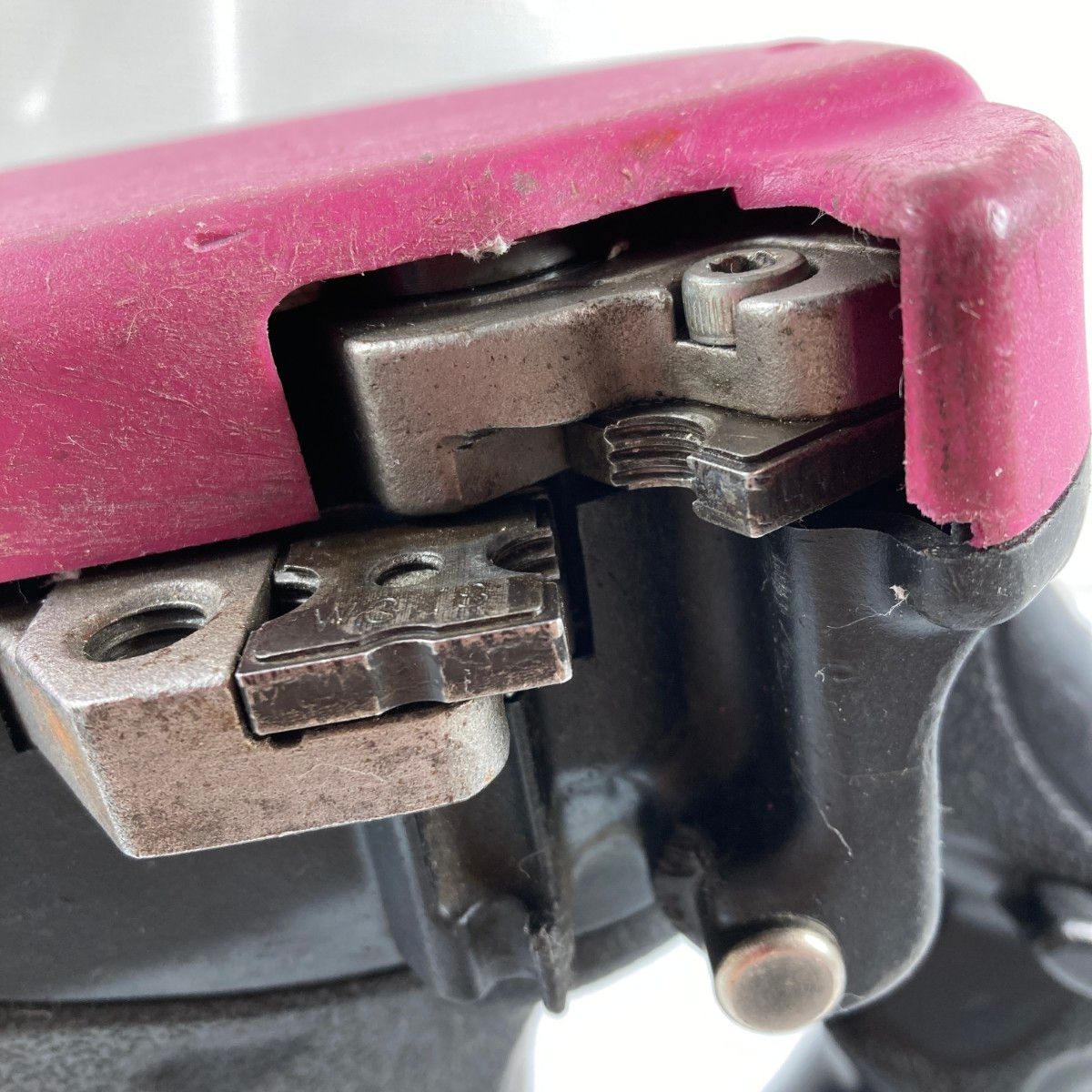 ＊＊HITACHI 日立 14 4 V W 3 8 コードレス全ネジカッタ 本体のみ CL DSL レッド