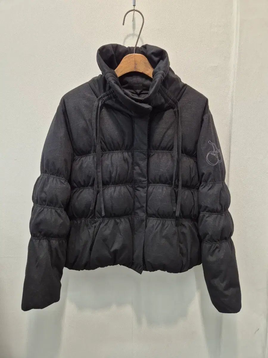 キルシー ブラック ダウン サイズは 1