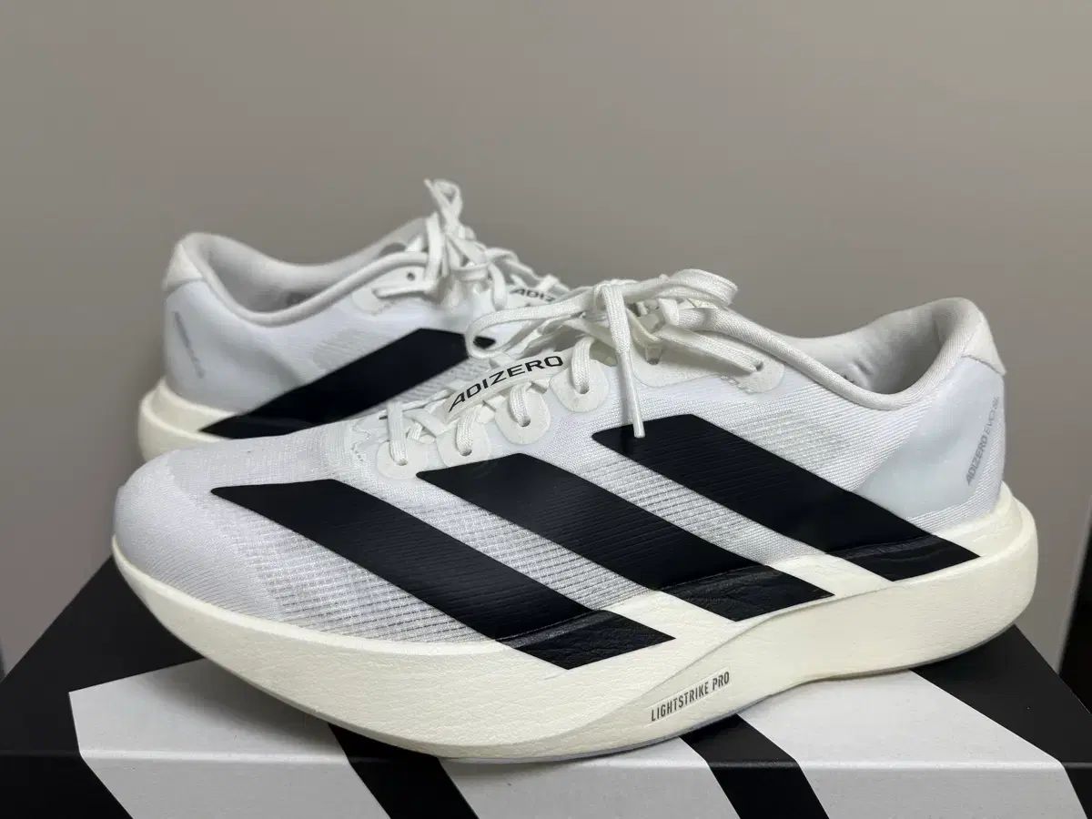 アディダス アディゼロ evo sl 270
