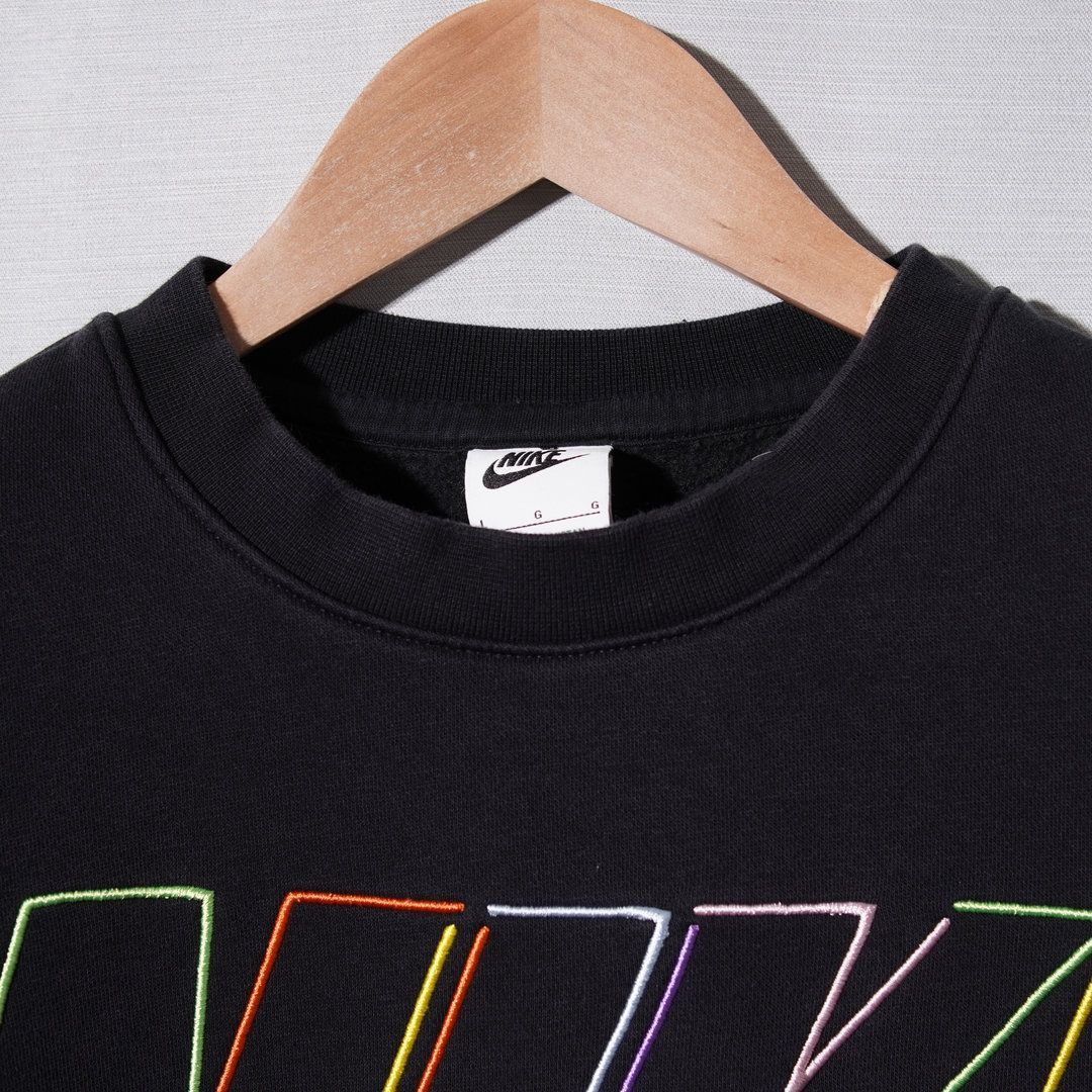 ナイキ NIKE スウェット L ブラック 黒 ロゴ刺繍 カラフル 90s