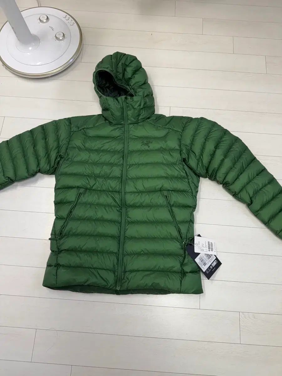 ARC TERYX Cerium Eden アークテリクス セリウム エデン Mサイズ