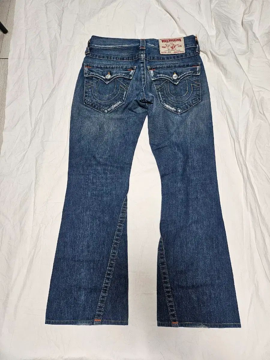 TRUE トゥルーレリジョン ジョイ ブーツカット レディース デニムパンツ 28 29