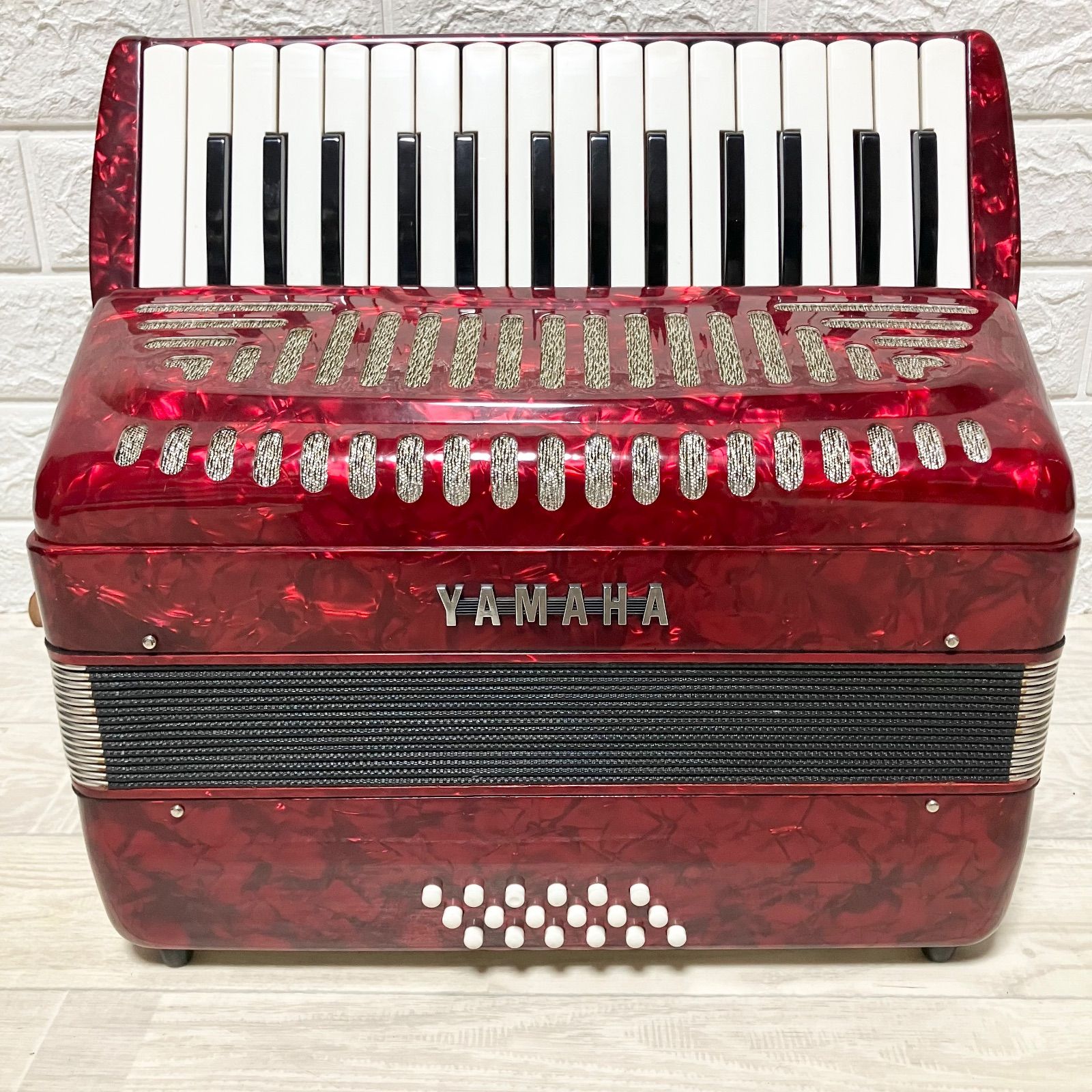 中古良音】YAMAHA アコーディオン 鍵盤 21ベース 30鍵盤 8905 ソフト