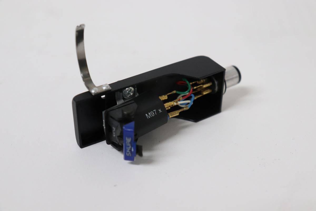 SHURE M97xE レコードカートリッジ ヘッドシェル付き Shure シュア M97xe MM型カートリッジ ヘッドシェル /00066 - メルカリ