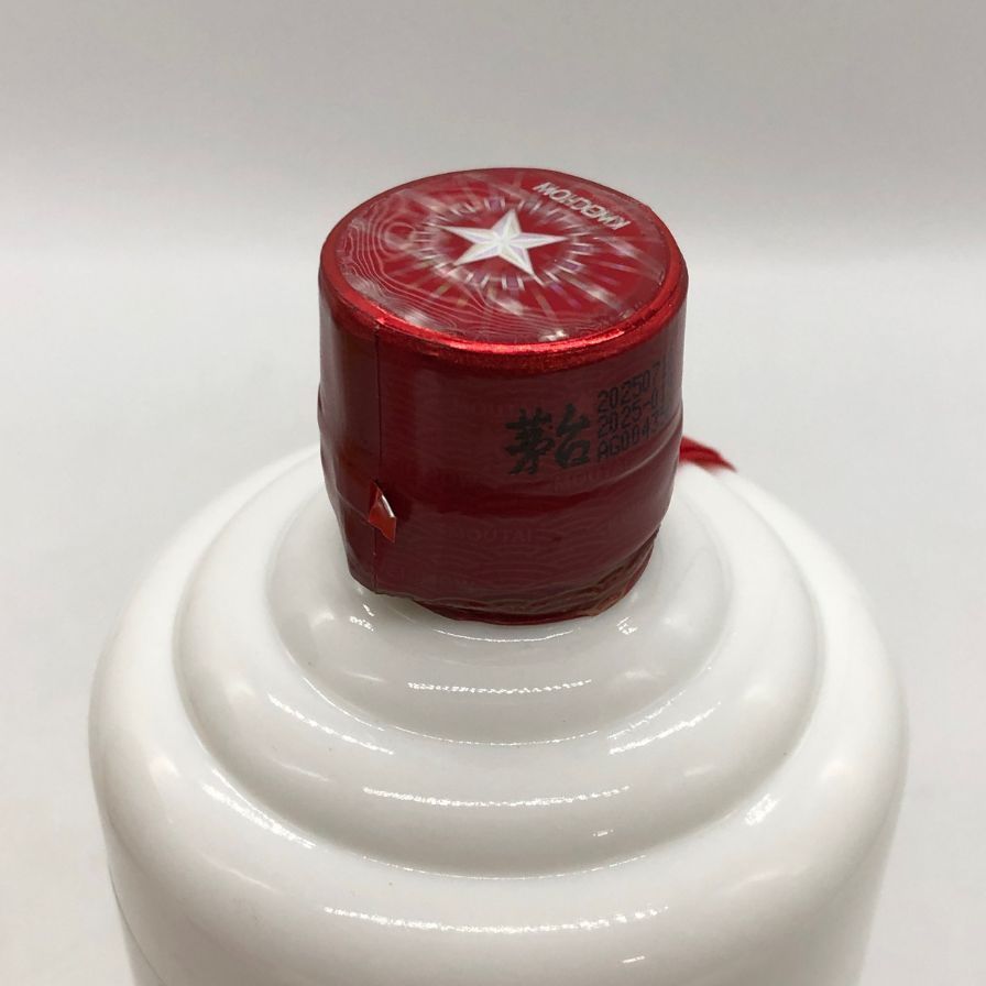 貴州茅台酒 天女ラベル 2025 陶器ボトル 500ml 971g 【T1】 - メルカリ