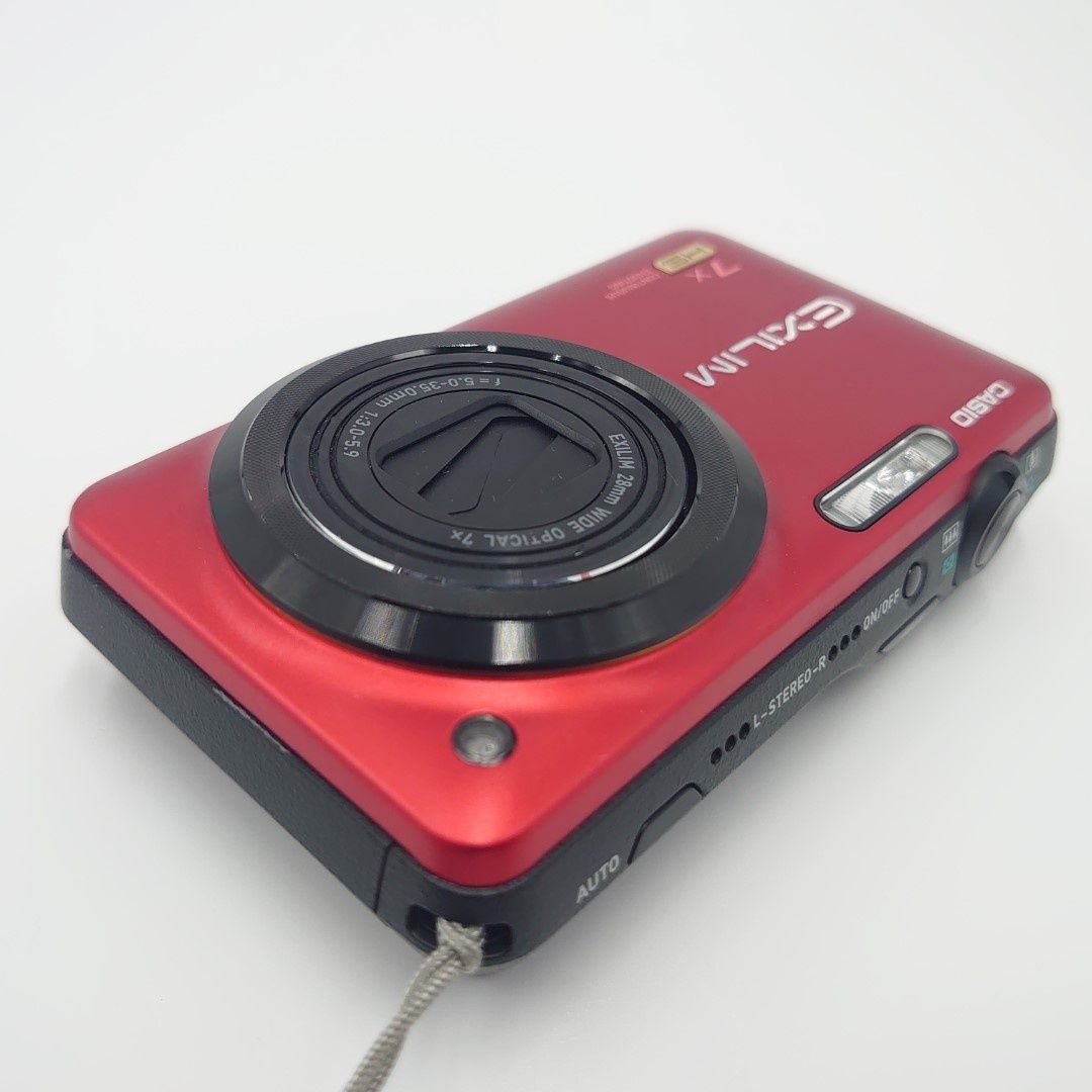 美品】デジタルカメラ CASIO EXILIM 1610万画素 光学ズーム7倍 EX