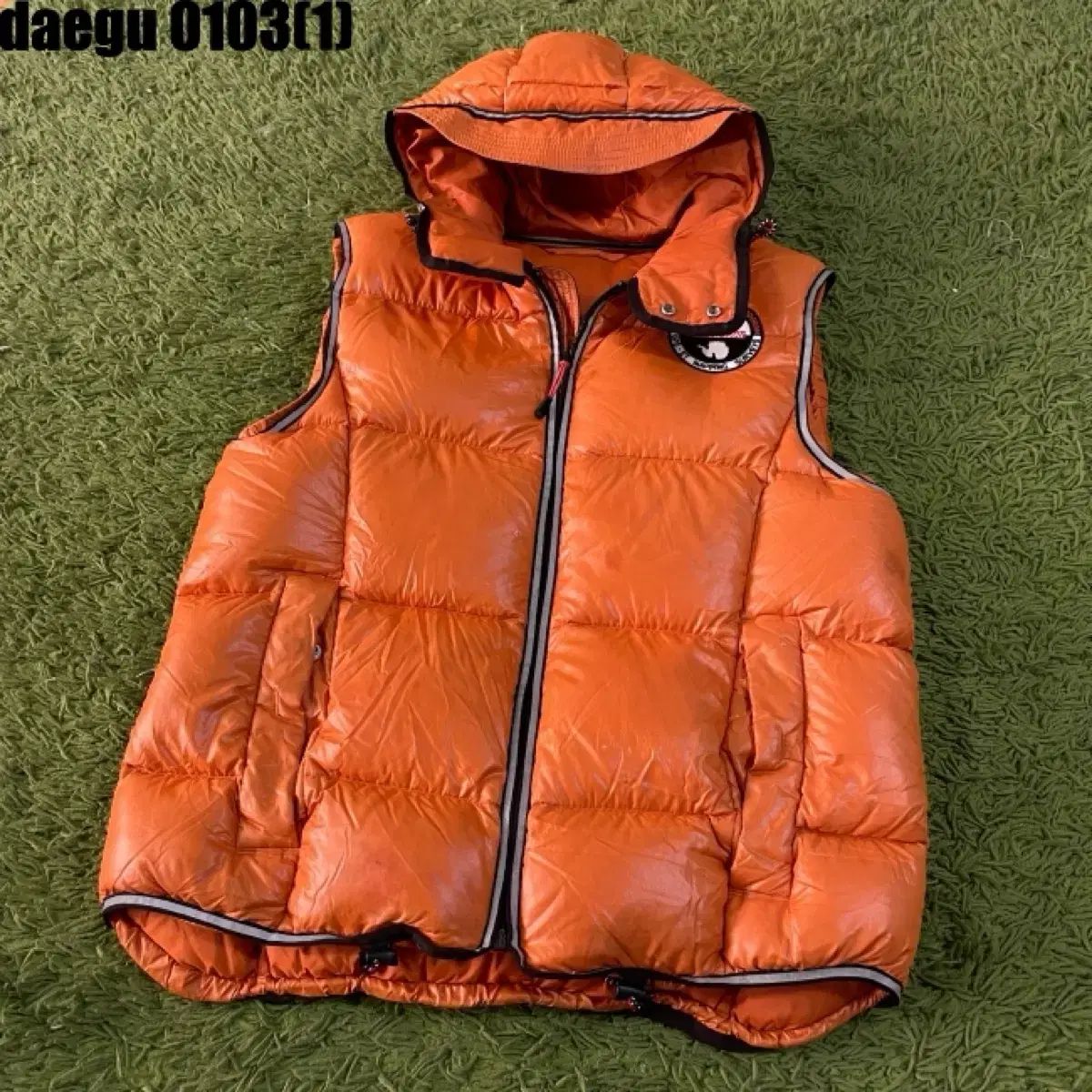 ナッパPOPPY リー ダウンベスト L