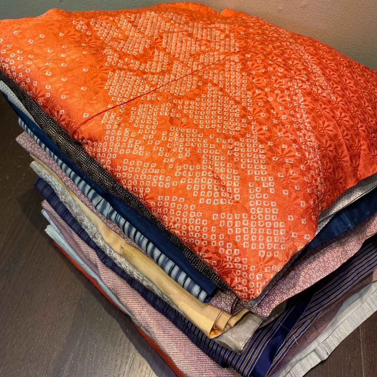 まとめ売り】正絹着物15枚 リメイク素材 ハンドメイド向け - メルカリ