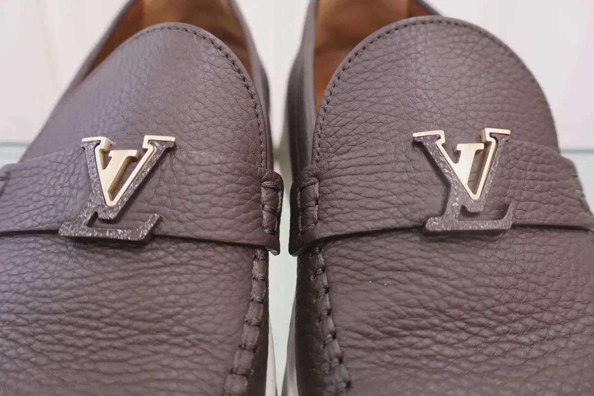 ルイヴィトン LV