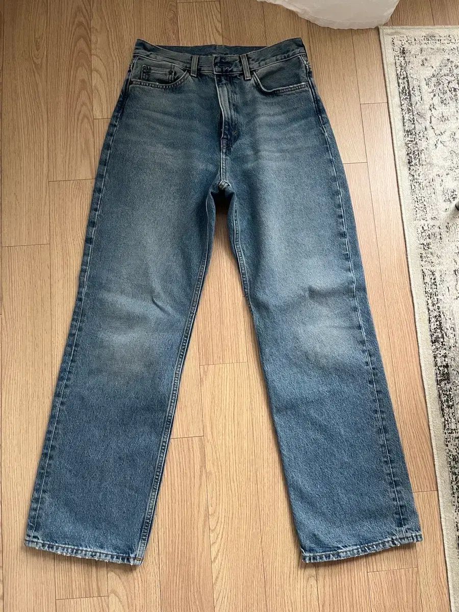 ストレート レグ