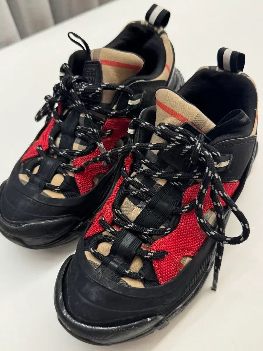 バーバリー CHECK レッド スニーカー トレッキングシューズ 195 cm