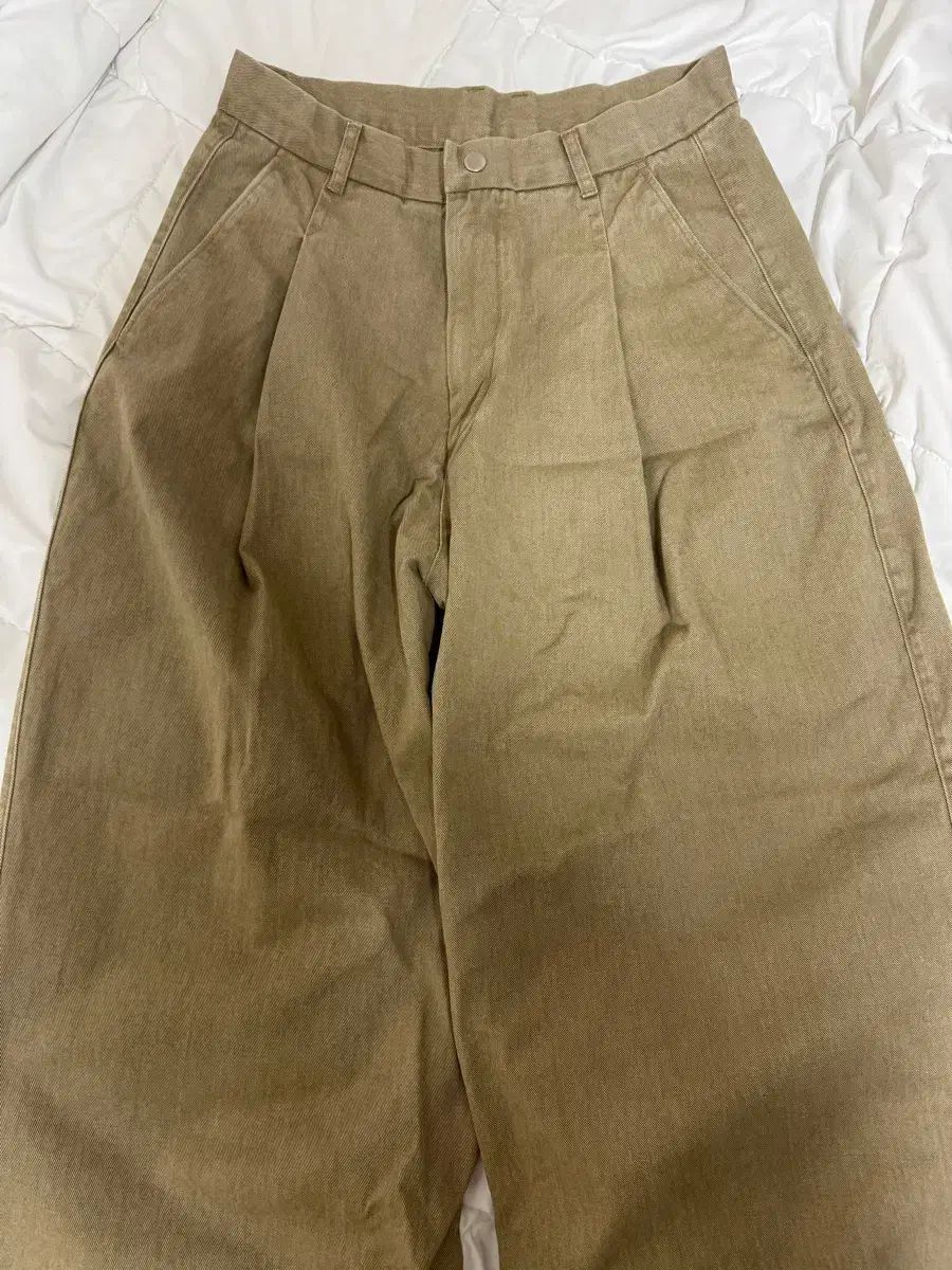 Hatchingroom Deep Pleats Trousers Beige S