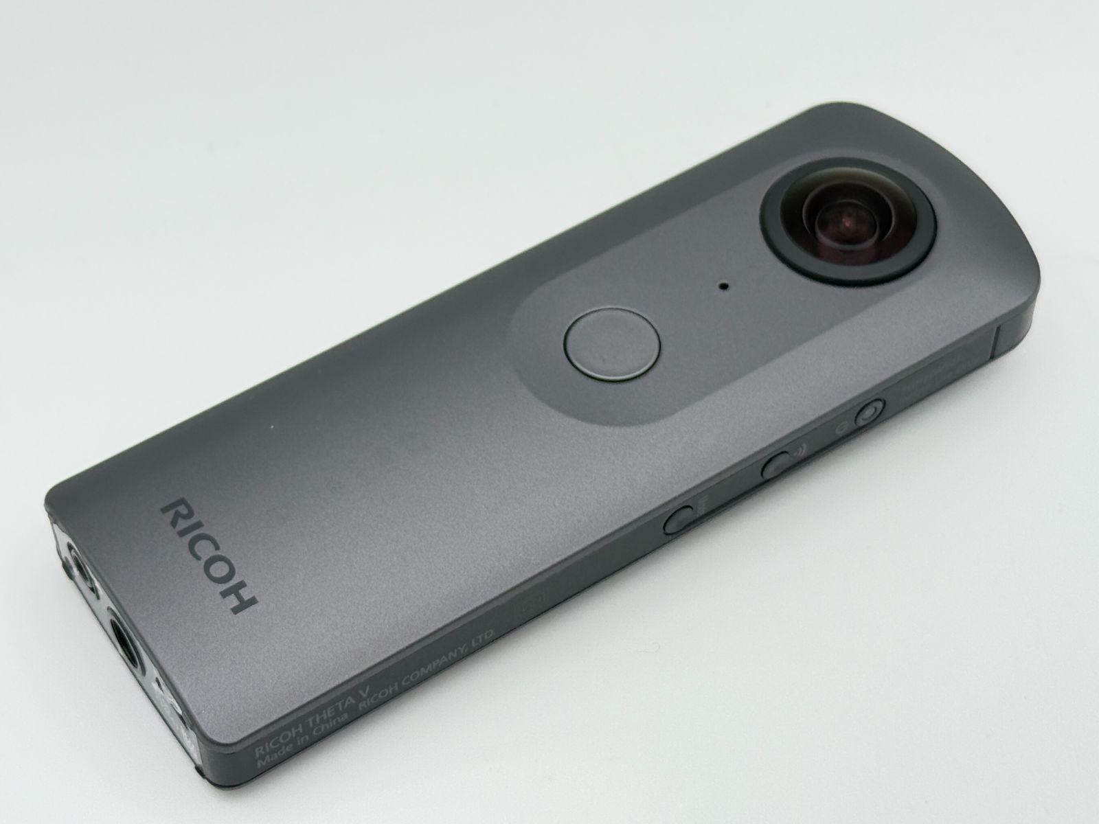 【美品】RICOH THETA V オマケ付き リコー シータ 360度カメラ 極上美品】RICOH THETA V オマケ付 リコー シータ 360度カメラ - メルカリ