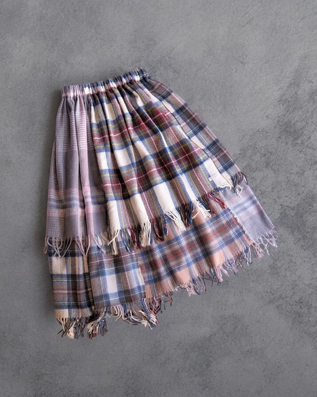 muffler remake crazy pattern checkered skirt 一点物 リメイク 古着 マフラー パッチワーク デザイン チェック柄 スカート