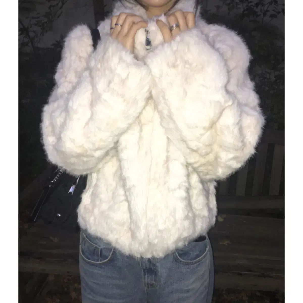 イイズイーズファーアウター アイボリー クロップド ジャケット