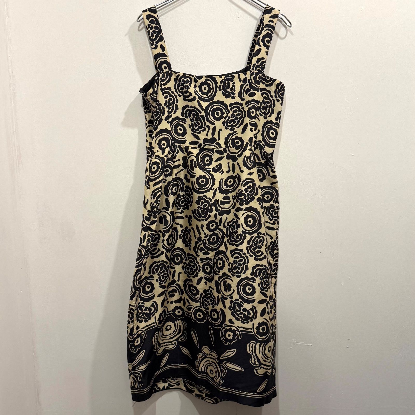 シルク Max Mara ワンピース 花柄 ベージュ サイズ42 み
