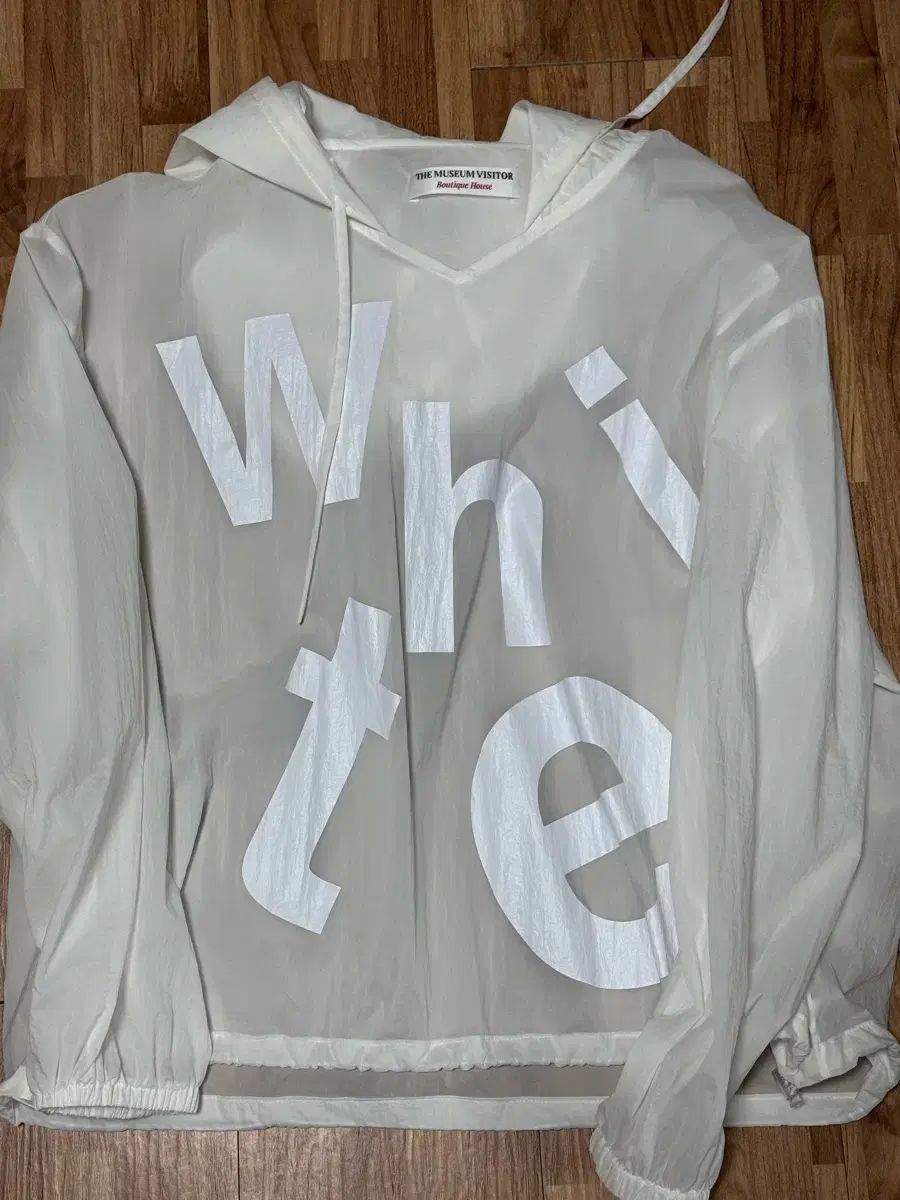 THE MUSEUM VISITOR ザミュージアムビジター ナイロン フーディー NYLON SUMMER HOODIE