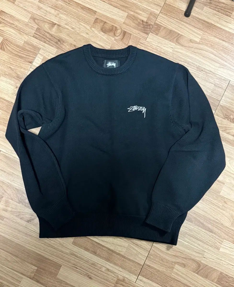 STUSSY ステューシー ケアラベル セーター M