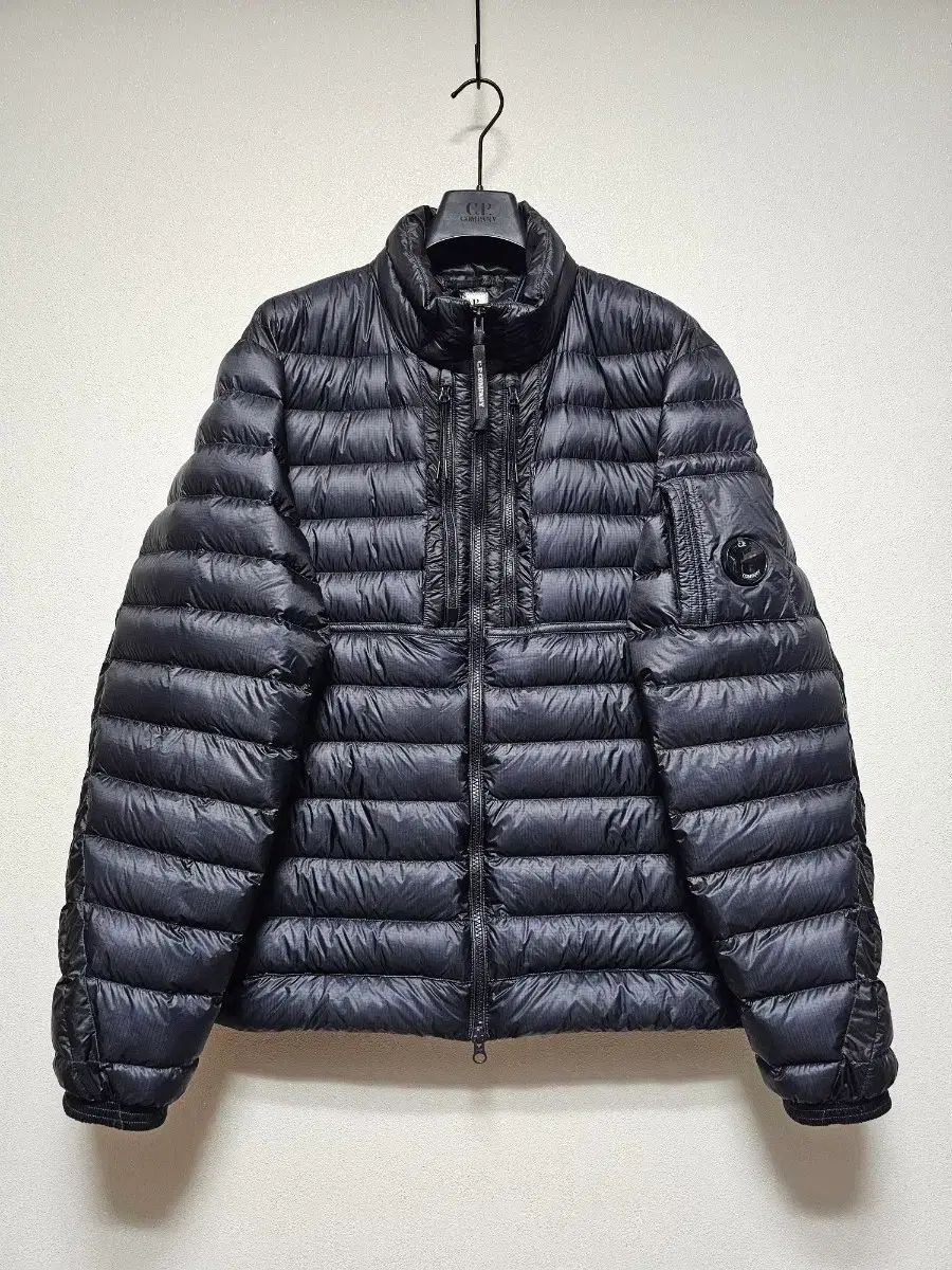 C P COMPANY シーピーカンパニー シェル 軽量 ダウン 24 FW