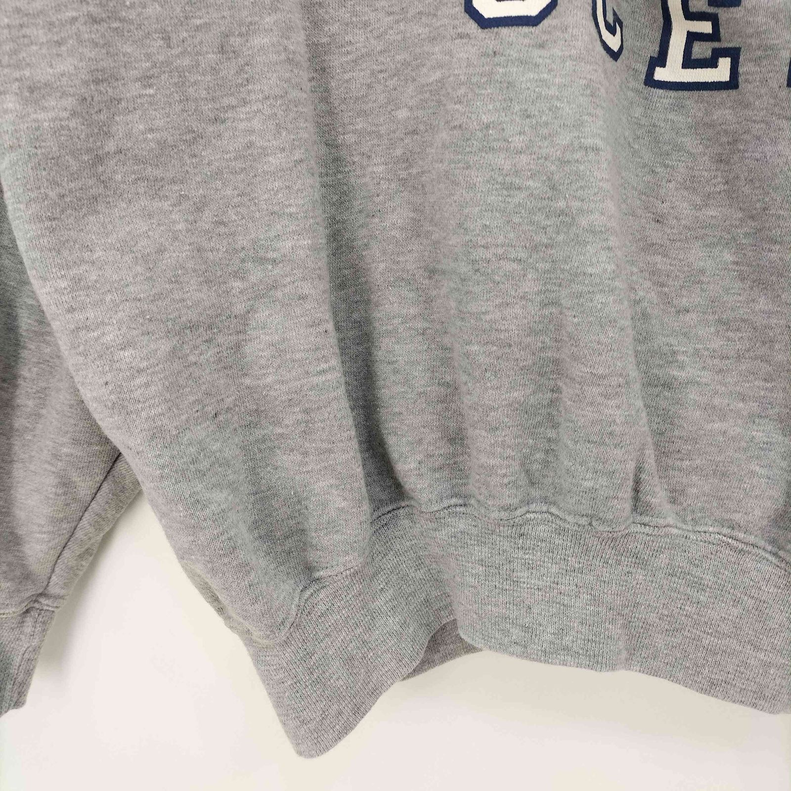 ユーズドフルギ USED古着 フロントワッペン クルーネックスウェット 短