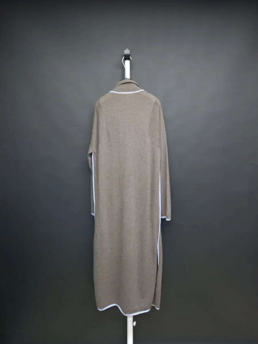 新フォームスタジオ FOURM 秋冬マキシロングニットワンピース F 44 77