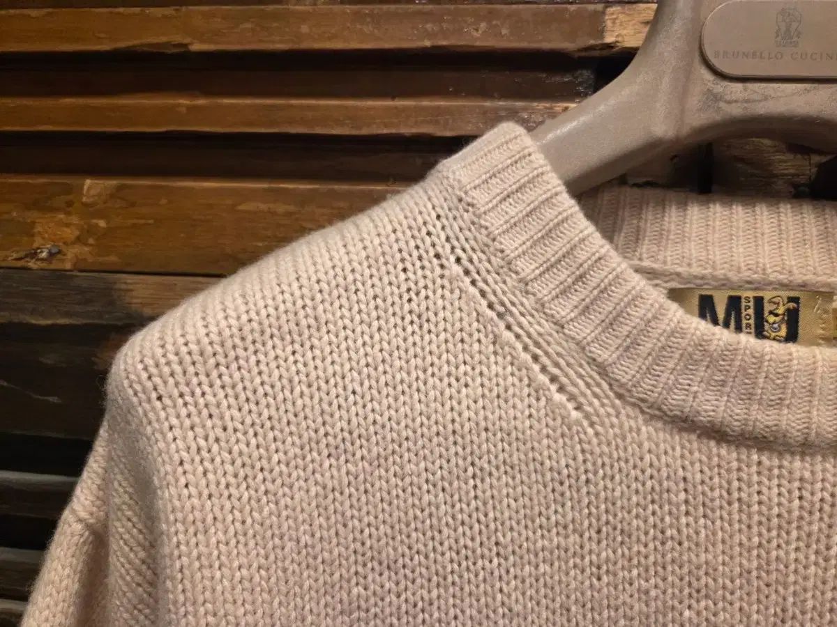 【ほぼ新品】Made in Italy ラムウール ニット ほぼ新品】Made in Italy ラムウール ニットの通販 by sumi｜ラクマ