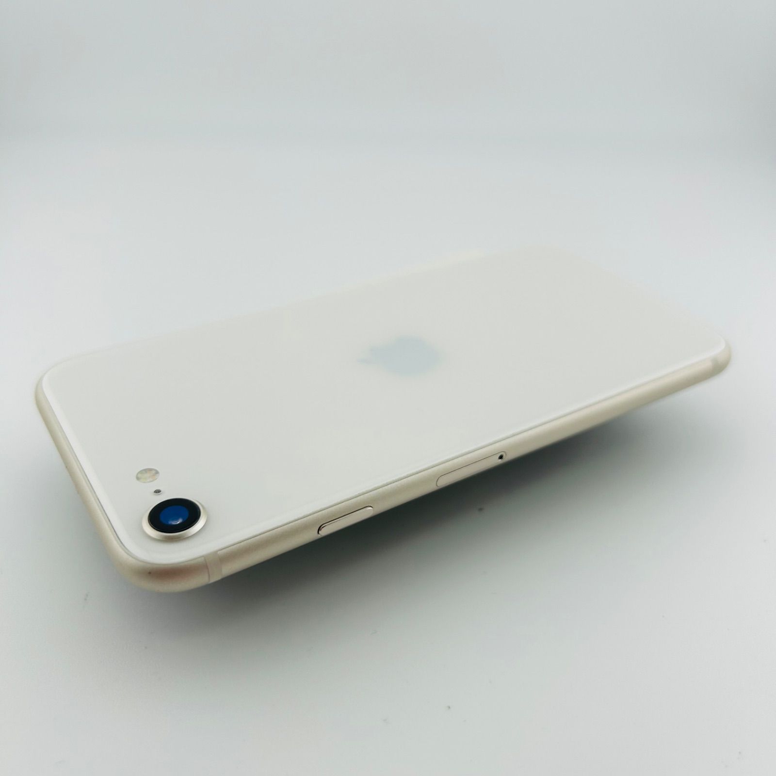 バッテリー新品 iPhoneSE3 第3世代 64GB スターライト SIMフリー(sim