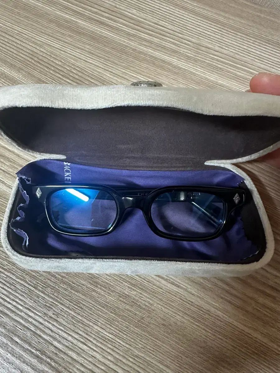 パールバケン フューリー トリプルブラック