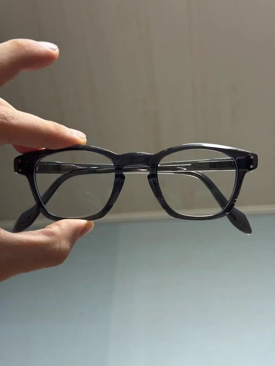 短期着用 アルテンダー orca ダークグレー