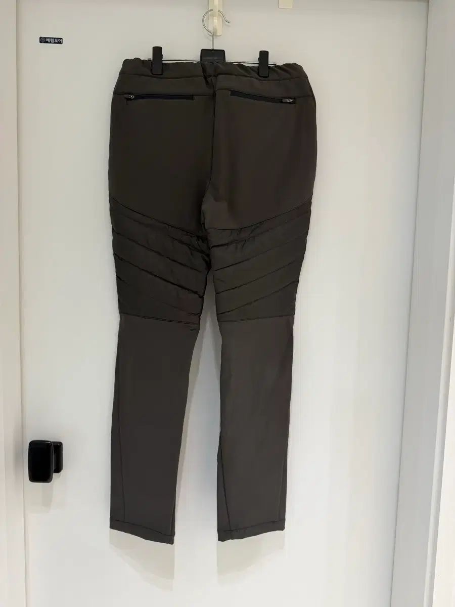 ダークブラウン グース ダウン パンツ
