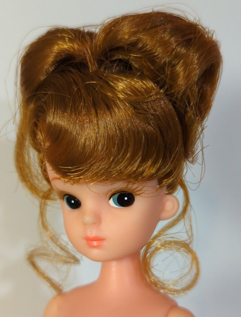 タカラ 復刻初代リカちゃん リカちゃん誕生25周年記念 ロビン - メルカリ