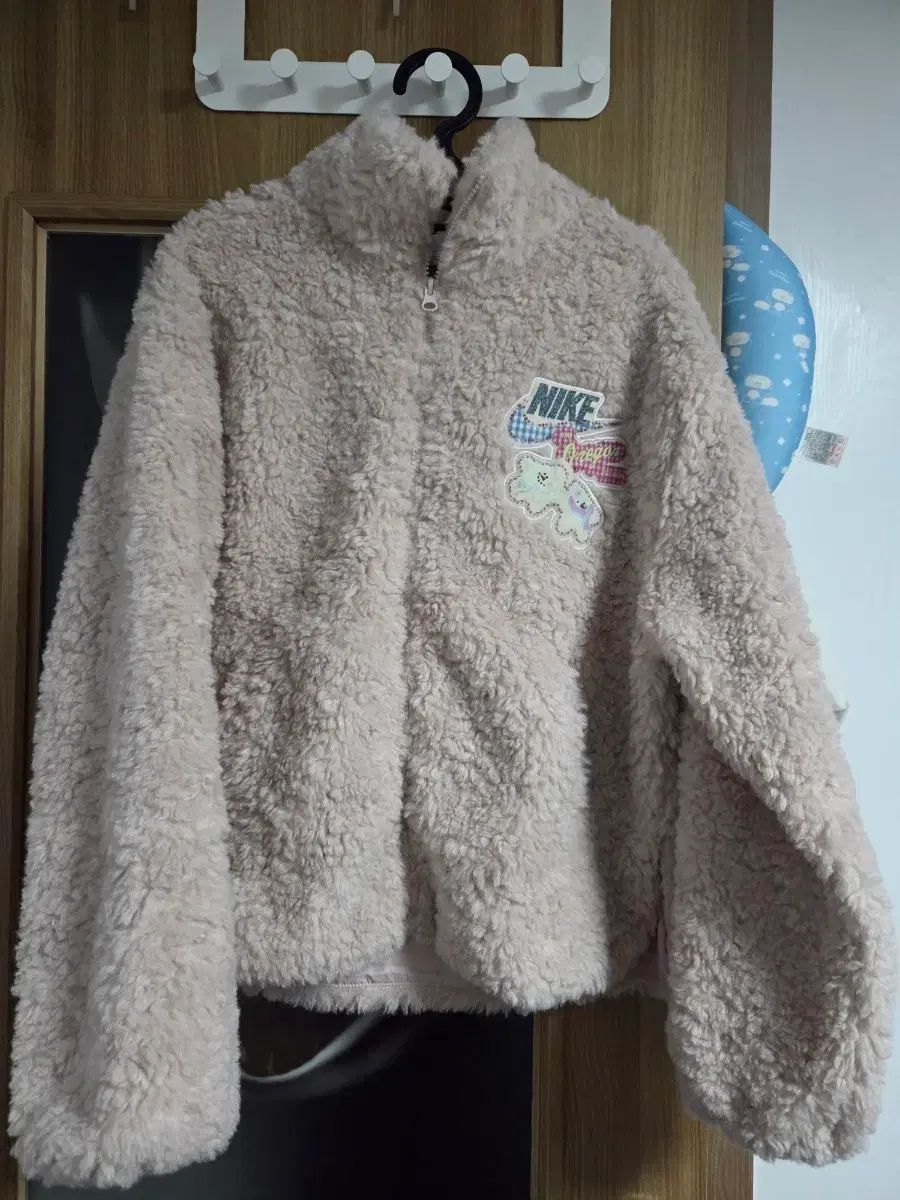 ナイキ ボア フリース ピンク アウター