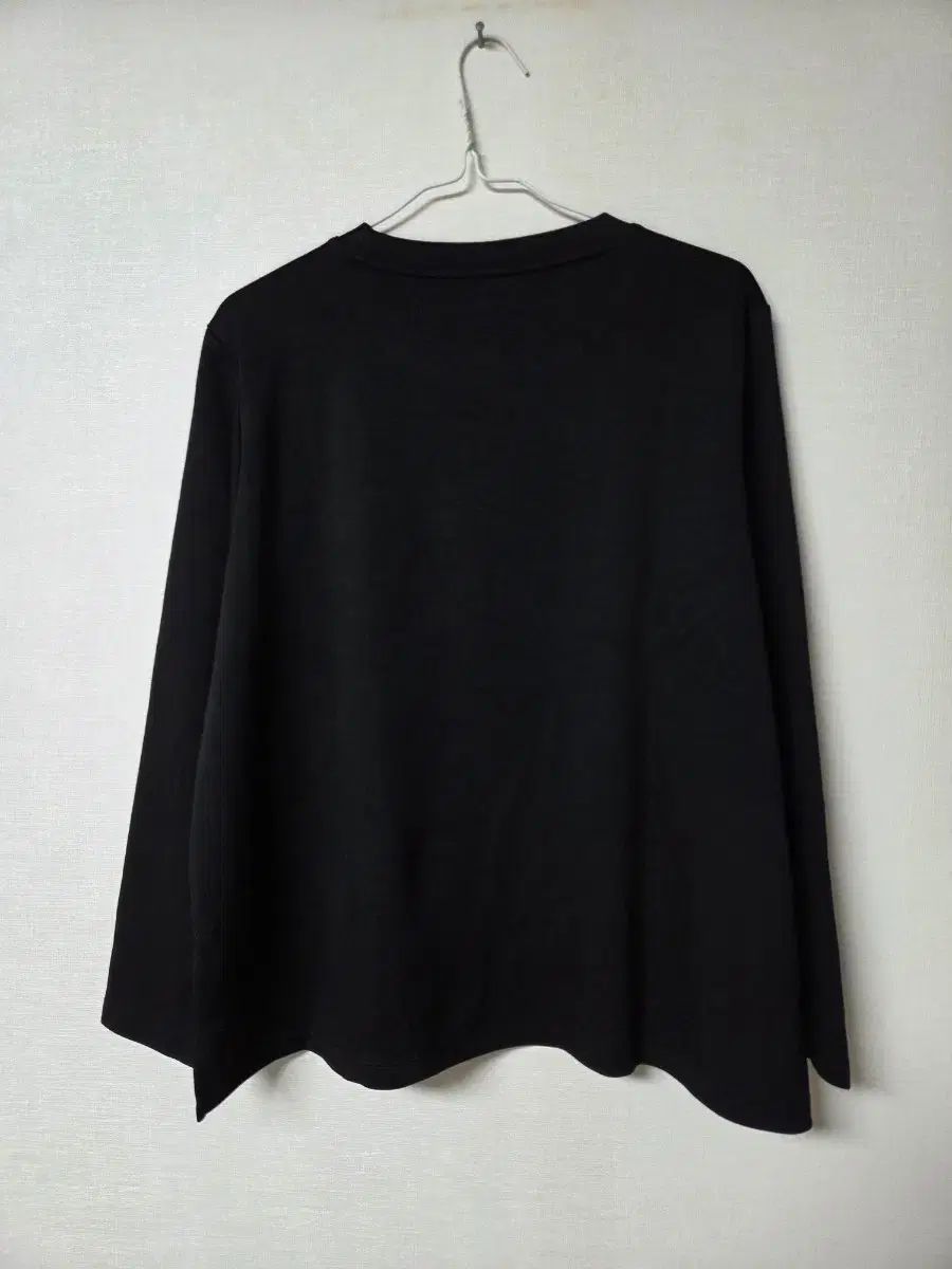 ラウンドネック長袖Tシャツ 77 88