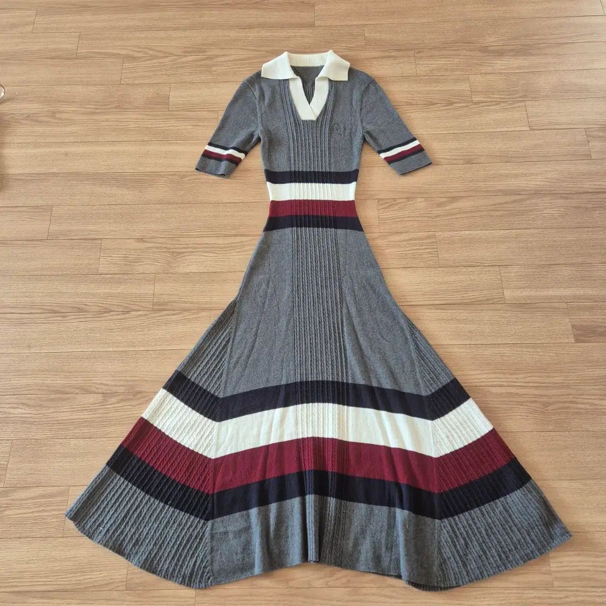 トミーヒルフィガー ミニ ケーブル ポロ セーター ドレス