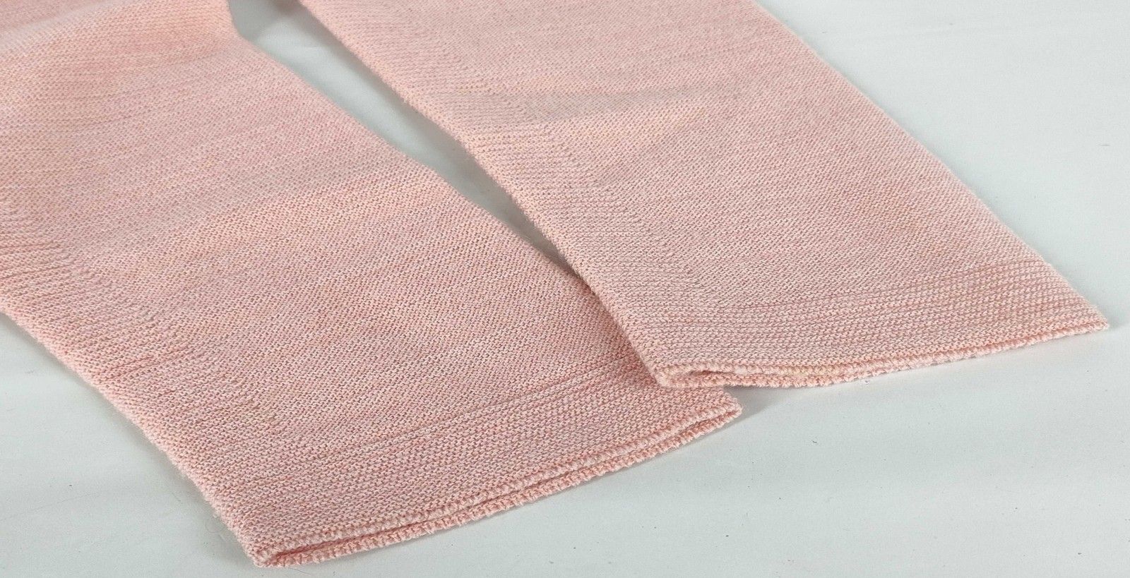 ISSEY MIYAKE HAAT タートルネック ニット トップス サーモンピンク 日本製 サイズ2 ISSEY MIYAKE HAAT タートルネック ニット トップス サーモンピンク