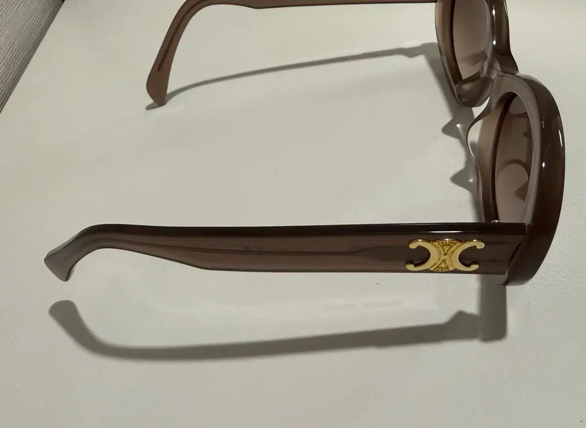 トリオンフ サングラス