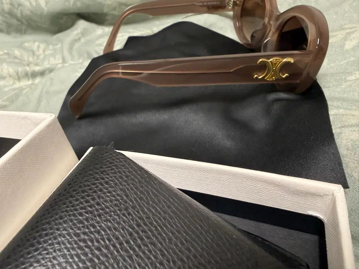 サングラス ヘイゼル