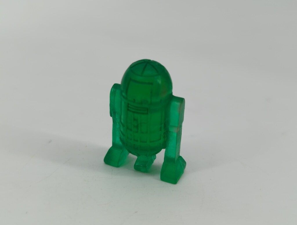 マルカ スターウォーズ連続当てミニサイズ消しゴム R2-D2 クリア