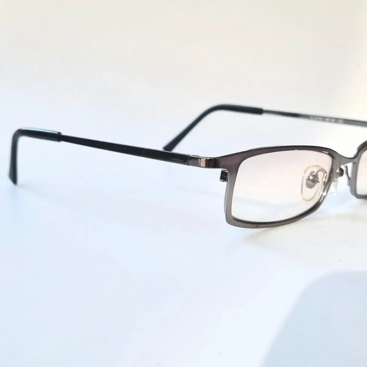 メガネフレーム