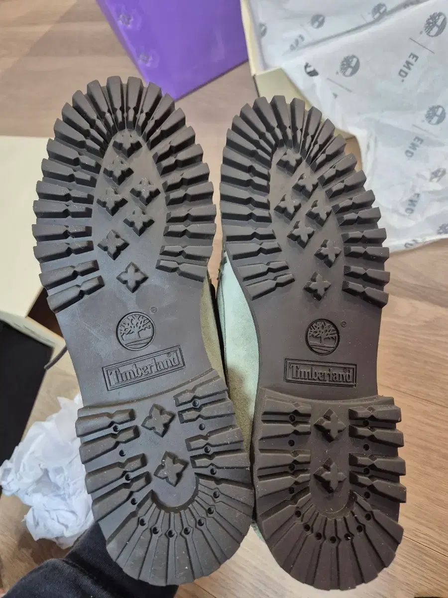 ボートシューズ