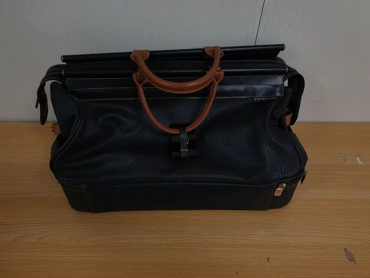 ダックス 正規品 ボストンバッグ 出品 【公式通販】