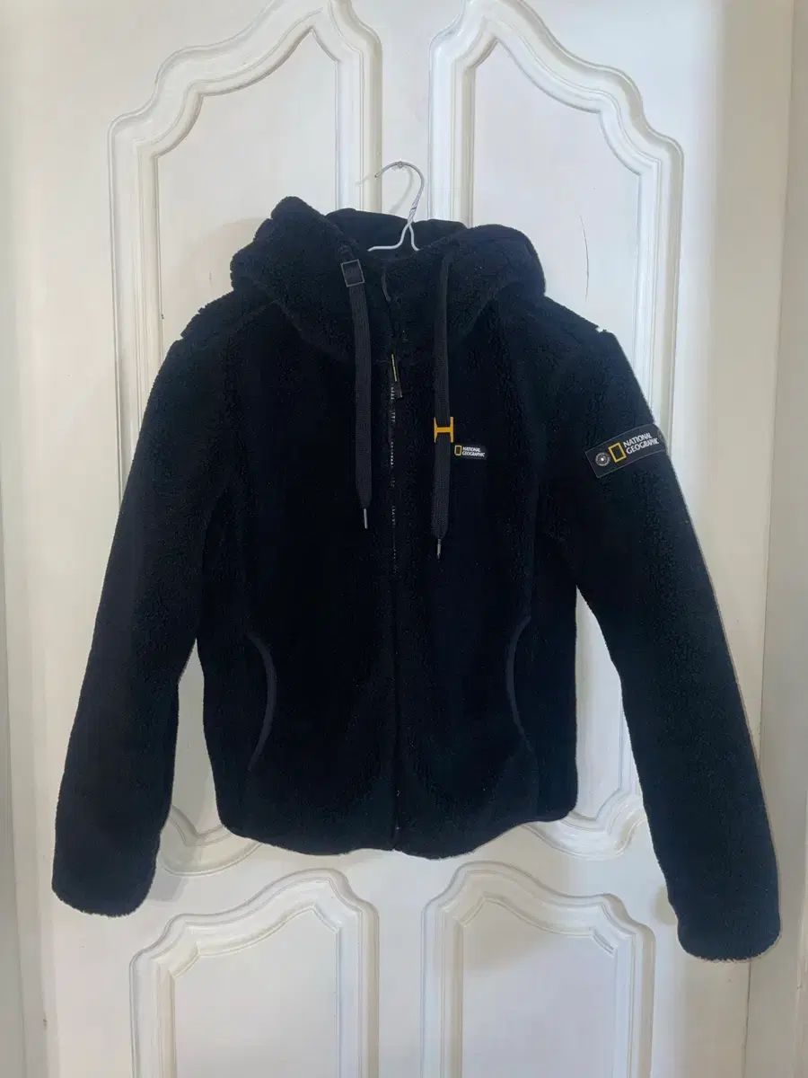 ナショナルジオグラフィック フリース 黒 85