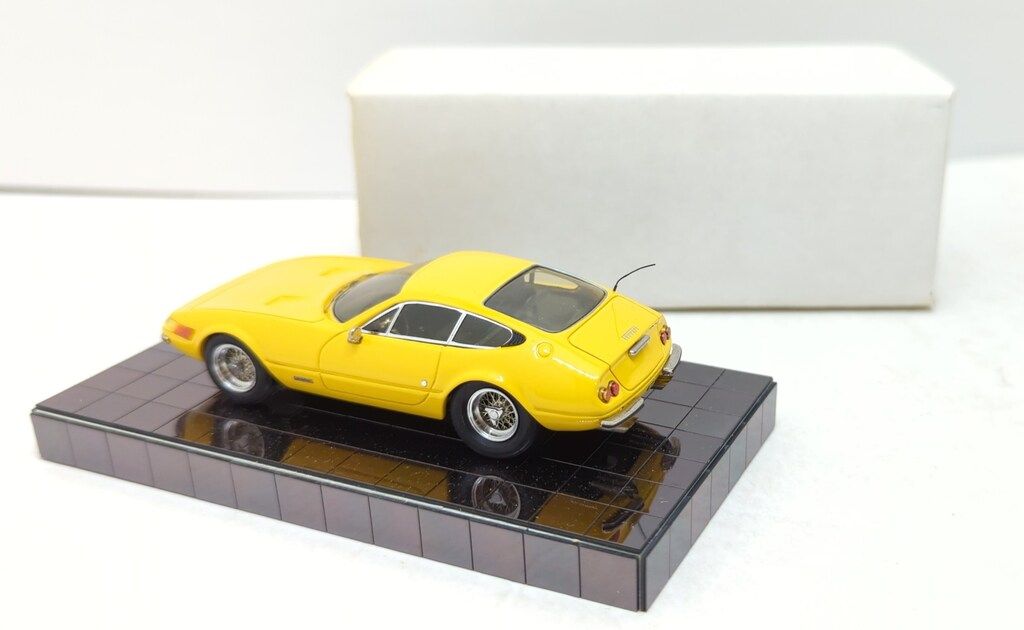 Heco Modeles 1 43 FERRARI GTB 4 1972 イエロー HC 1236