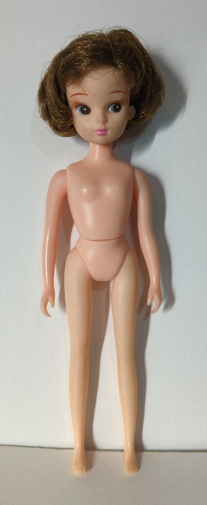 復刻初代リカちゃん カーリーボブヘア