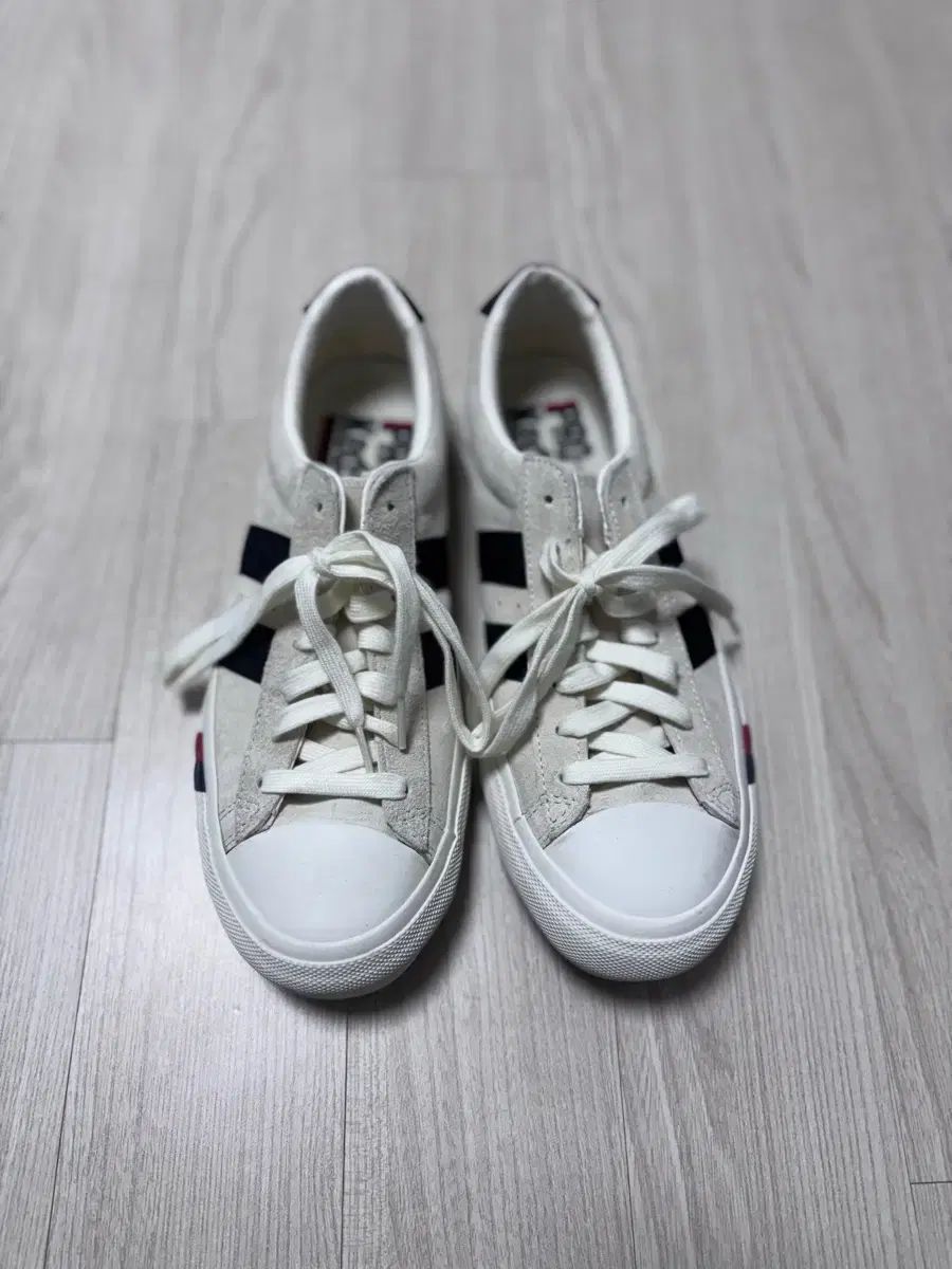 プロケッズ UNI ロイヤル PLUS スウェード 250