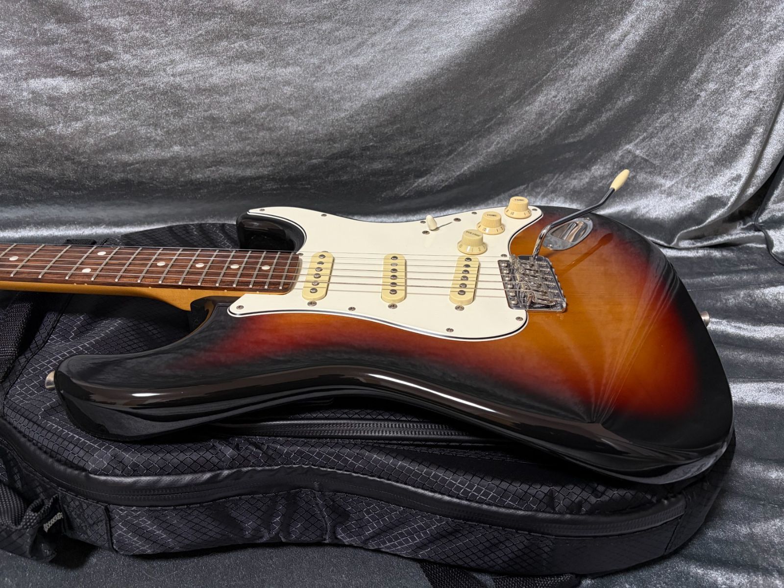 ☆美品 希少材使用 ラッカーフィニッシュ History TH-SV/R 国産Made in